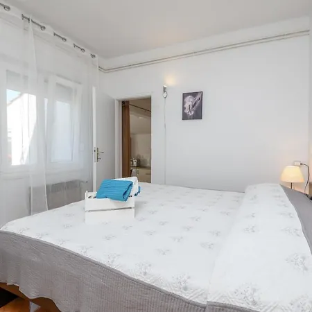 Pe-ma Apartamento Zadar