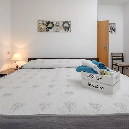 Pe-ma Apartamento Zadar